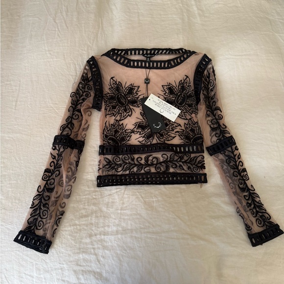 For Love And Lemons Dark Nights Black Sheer Crop Floral Blouse - Picture 4 of 5